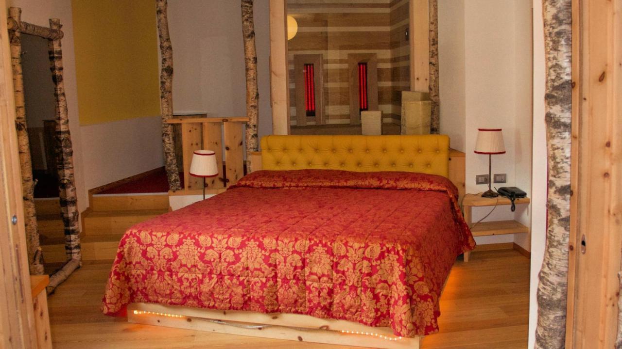 Hotel El Pilon Pozza di Fassa Eksteriør bilde