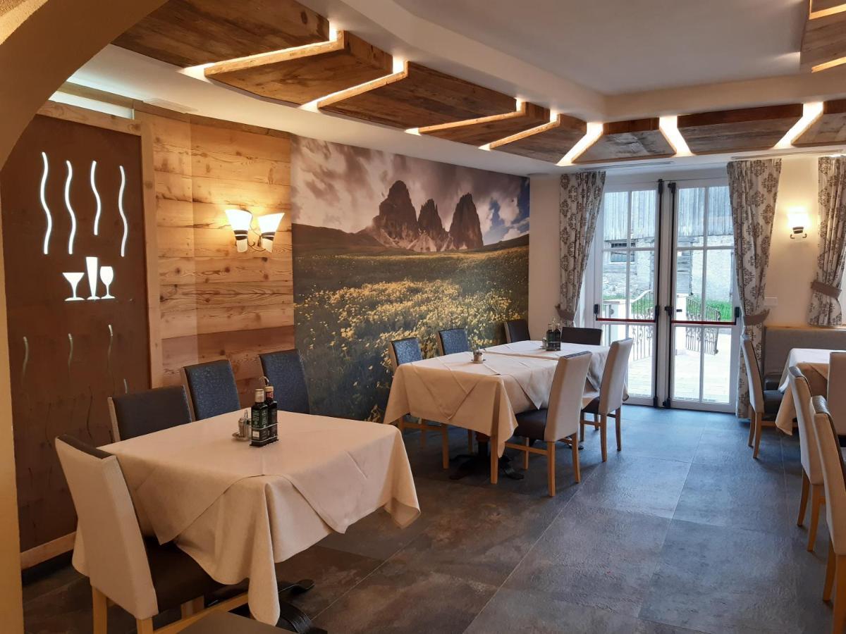 Hotel El Pilon Pozza di Fassa Eksteriør bilde