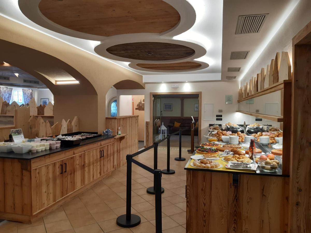 Hotel El Pilon Pozza di Fassa Eksteriør bilde