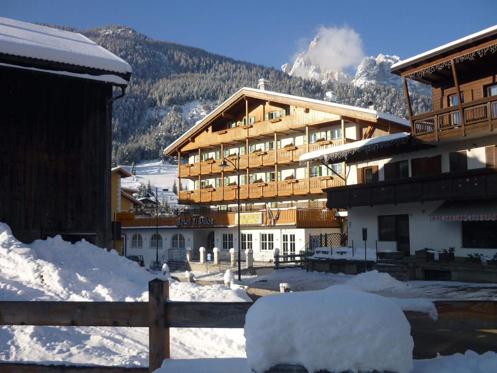 Hotel El Pilon Pozza di Fassa Eksteriør bilde